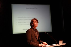 Michael Kahr @ Lange Nacht der Forschung 2012 (Foto kug.ac.at)